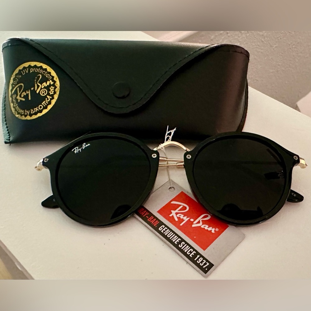 Ray-Ban Classic Black Sunglasses
